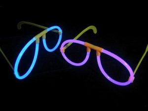 china_glow_eyeglass20116261500398